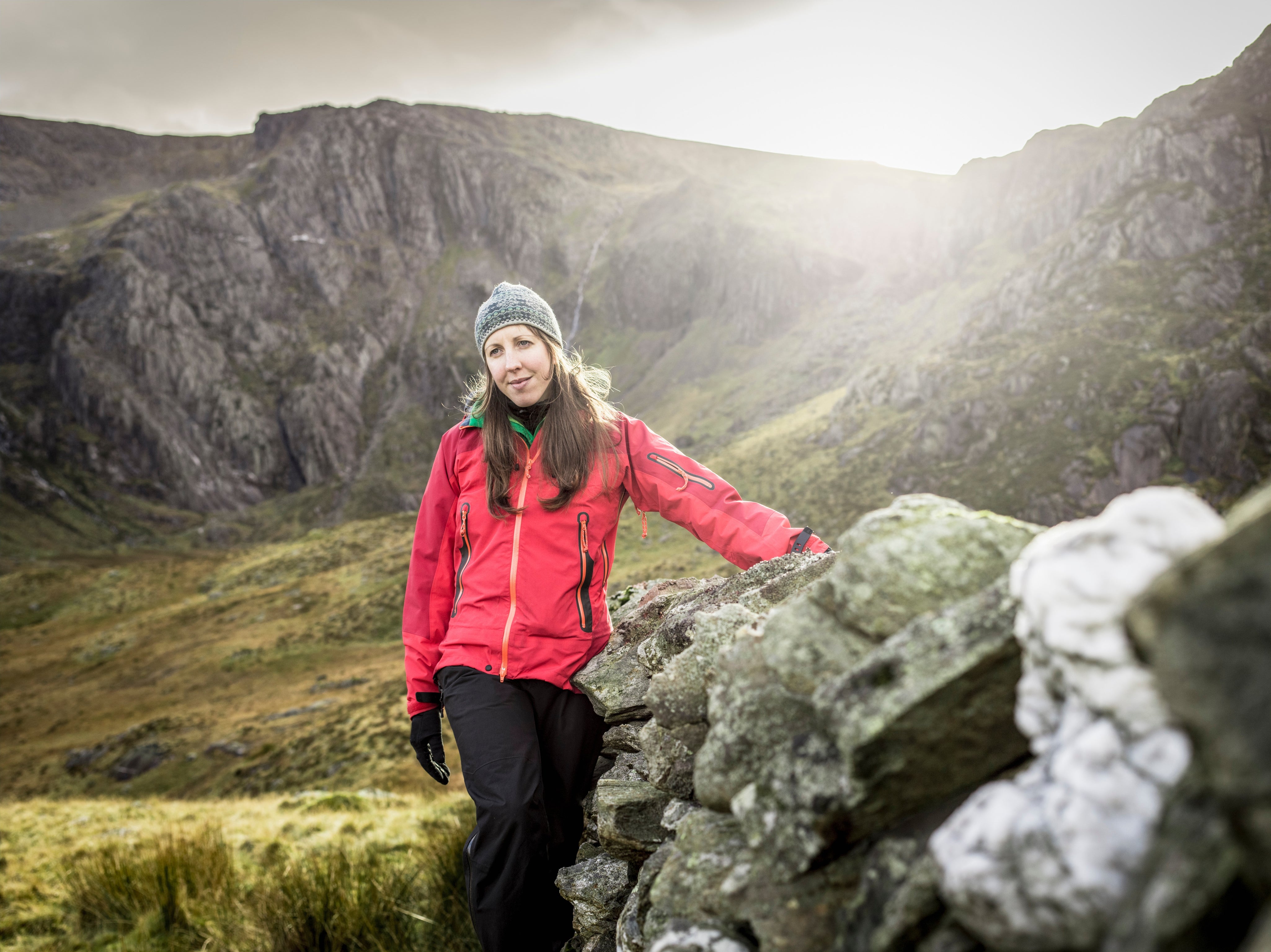 woman-hiking-in-rocky-landscape-2023-11-27-05-11-57-utc.jpg